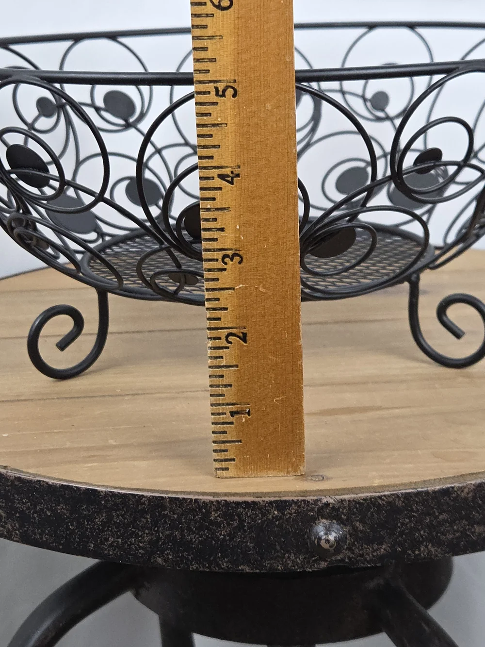 Decorative Metal Wire Fruit Bowl - Black